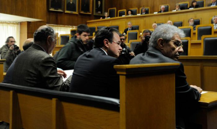 Ειδικό Δικαστήριο: Μέσα στις επόμενες ώρες η απόφαση για τον Παπακωνσταντίνου