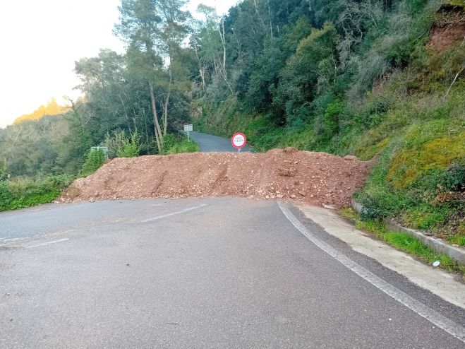 &Kappa;&lambda;&epsilon;&iota;&sigma;&tau;ό&sigmaf; &delta;ύ&omicron; &mu;ή&nu;&epsilon;&sigmaf; &omicron; &Omicron;&delta;&iota;&kappa;ό&sigmaf; Ά&xi;&omicron;&nu;&alpha;&sigmaf; &Tau;&rho;ί&pi;&omicron;&lambda;&eta; - &Beta;&upsilon;&tau;ί&nu;&alpha; - &Alpha;&rho;&chi;&alpha;ί&alpha; &Omicron;&lambda;&upsilon;&mu;&pi;ί&alpha; &kappa;&alpha;&iota; &kappa;&alpha;&nu;&epsilon;ί&sigmaf; &sigma;&tau;&eta;&nu; &Eta;&lambda;&epsilon;ί&alpha; &delta;&epsilon;&nu; &mu;&iota;&lambda;ά .. &omicron;ύ&tau;&epsilon; &epsilon;&nu;&delta;&iota;&alpha;&phi;έ&rho;&epsilon;&tau;&alpha;&iota; ..
