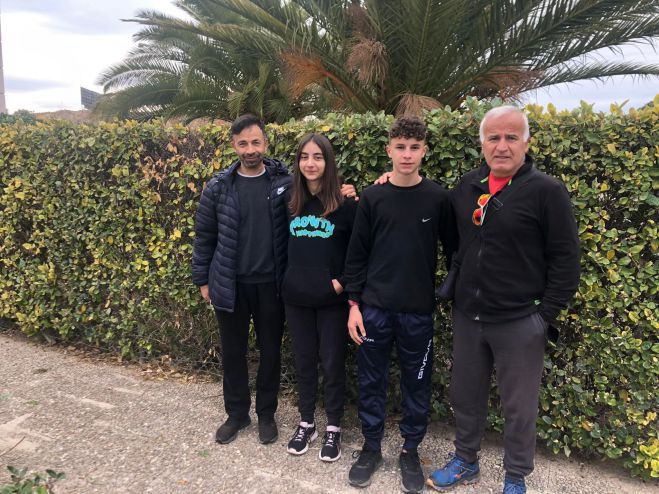 &Sigma;&upsilon;&gamma;&chi;&alpha;&rho;&eta;&tau;ή&rho;&iota;&alpha;  &Alpha;&nu;&tau;&iota;&delta;&eta;&mu;ά&rho;&chi;&omicron;&upsilon; &Mu;&alpha;&kappa;&alpha;&rho;&omicron;ύ&nu;&eta; &sigma;&epsilon; &Mu;&pi;&omicron;&upsilon;&tau;&sigma;&iota;ά&nu;&eta; &kappa;&alpha;&iota; &Zeta;&alpha;&rho;&mu;&pi;&alpha;&lambda;ά &tau;&omicron;&upsilon; &Gamma;.&Sigma;.&Alpha;.