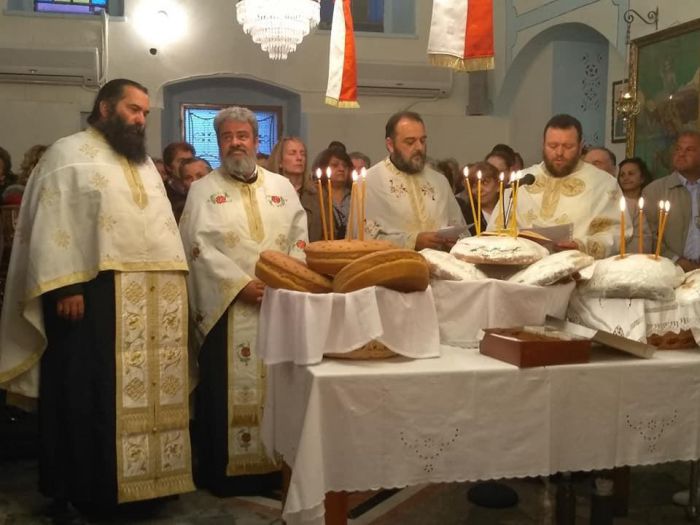 &Eta; &alpha;&nu;&alpha;&kappa;&omicron;&mu;&iota;&delta;ή &tau;&omega;&nu; &Lambda;&epsilon;&iota;&psi;ά&nu;&omega;&nu; &tau;&omicron;&upsilon; &Alpha;&gamma;ί&omicron;&upsilon; &Nu;&iota;&kappa;&omicron;&lambda;ά&omicron;&upsilon; &sigma;&tau;&eta;&nu; &epsilon;&nu;&omicron;&rho;ί&alpha; &Alpha;&epsilon;&tau;&omicron;&chi;&omega;&rho;ί&omicron;&upsilon; &Kappa;&upsilon;&nu;&omicron;&upsilon;&rho;ί&alpha;&sigmaf; (&epsilon;&iota;&kappa;ό&nu;&epsilon;&sigmaf;)