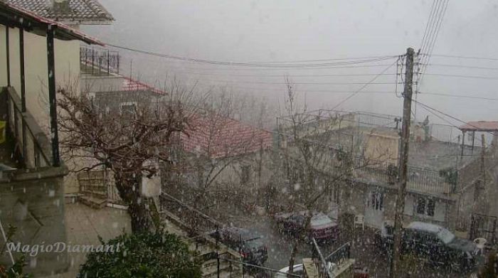 Χιόνι στο χωριό Σέρβου Γορτυνίας (εικόνες)!