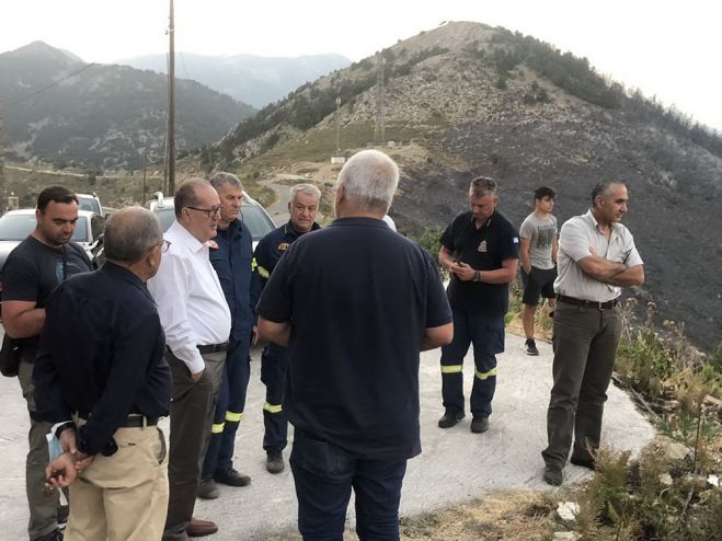&Tau;&alpha;&tau;&omicron;ύ&lambda;&eta;&sigmaf;: "&Omicron; &kappa;. &Nu;ί&kappa;&alpha;&sigmaf; &alpha;&pi;&omicron;&delta;&epsilon;ί&chi;&theta;&eta;&kappa;&epsilon; &kappa;&alpha;&tau;ώ&tau;&epsilon;&rho;&omicron;&sigmaf; &tau;&omega;&nu; &pi;&epsilon;&rho;&iota;&sigma;&tau;ά&sigma;&epsilon;&omega;&nu;. &Pi;&epsilon;&rho;&iota;&omicron;&rho;ί&sigma;&tau;&eta;&kappa;&epsilon; &sigma;&epsilon; &tau;&upsilon;&pi;&iota;&kappa;έ&sigmaf; &epsilon;&pi;&iota;&sigma;&kappa;έ&psi;&epsilon;&iota;&sigmaf; &mu;&epsilon;&rho;&iota;&kappa;ώ&nu; &lambda;&epsilon;&pi;&tau;ώ&nu; &sigma;&epsilon; &omicron;&rho;&iota;&sigma;&mu;έ&nu;&epsilon;&sigmaf; &alpha;&pi;ό &tau;&iota;&sigmaf; &kappa;&alpha;&mu;έ&nu;&epsilon;&sigmaf; &pi;&epsilon;&rho;&iota;&omicron;&chi;έ&sigmaf;"