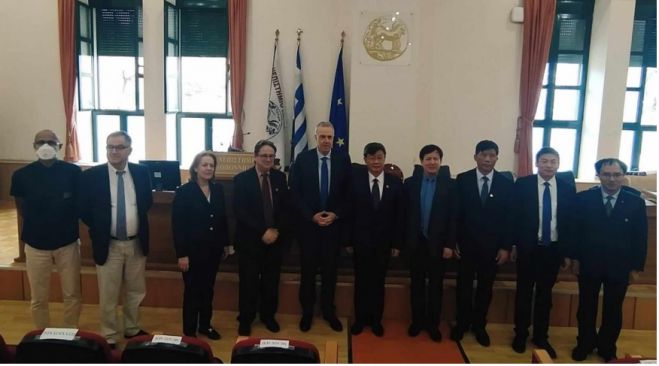 &Nu;έ&alpha; &delta;&iota;&epsilon;&theta;&nu;ή&sigmaf; &sigma;ύ&mu;&pi;&rho;&alpha;&xi;&eta; &gamma;&iota;&alpha; &tau;&omicron; &Pi;&alpha;&nu;&epsilon;&pi;&iota;&sigma;&tau;ή&mu;&iota;&omicron; &Pi;&epsilon;&lambda;&omicron;&pi;&omicron;&nu;&nu;ή&sigma;&omicron;&upsilon;