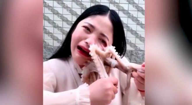 &Chi;&tau;&alpha;&pi;ό&delta;&iota; &epsilon;&pi;&iota;&tau;ί&theta;&epsilon;&tau;&alpha;&iota; &sigma;&epsilon; food blogger &pi;&omicron;&upsilon; ή&theta;&epsilon;&lambda;&epsilon; &nu;&alpha; &tau;&omicron; &phi;ά&epsilon;&iota; &zeta;&omega;&nu;&tau;&alpha;&nu;ό! (vd)