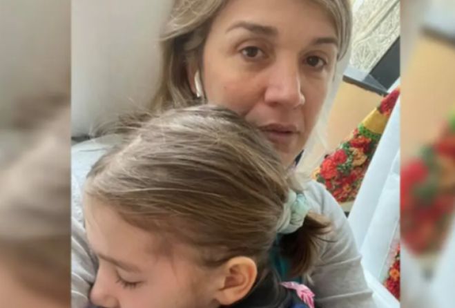 &laquo;&Xi;&upsilon;&pi;&nu;ά &nu;&epsilon;&rho;&alpha;ϊ&delta;&omicron;ύ&lambda;&alpha; &mu;&omicron;&upsilon;, &xi;&upsilon;&pi;&nu;ά &gamma;&lambda;&upsilon;&kappa;ό &mu;&omicron;&upsilon; &pi;&lambda;ά&sigma;&mu;&alpha;&raquo; - &Sigma;&upsilon;&gamma;&kappa;&lambda;&omicron;&nu;&iota;&sigma;&tau;&iota;&kappa;ή &alpha;&nu;ά&rho;&tau;&eta;&sigma;&eta; &alpha;&pi;ό &tau;&eta; &mu;&eta;&tau;έ&rho;&alpha; &tau;&eta;&sigmaf; 7&chi;&rho;&omicron;&nu;&eta;&sigmaf; &Alpha;&nu;&alpha;&sigma;&tau;&alpha;&sigma;ί&alpha;&sigmaf;