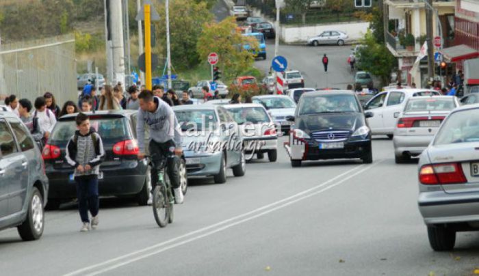 Στην πρόσληψη αναπληρωτών προχώρησε το υπουργείο Παιδείας