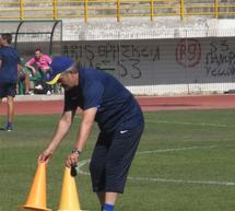 &Tau;&sigma;&iota;ώ&lambda;&eta;&sigmaf;: &laquo;&Beta;&rho;ί&sigma;&kappa;&omicron;&upsilon;&mu;&epsilon; &tau;&eta; &sigma;&upsilon;&nu;&omicron;&chi;ή &mu;&alpha;&sigmaf;&raquo;