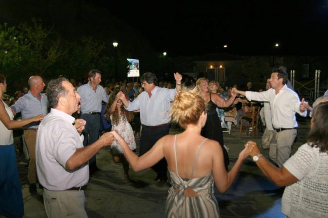 Γιορτή των ναυτικών στο γραφικό λιμανάκι της Σαμπατικής! (εικόνες)
