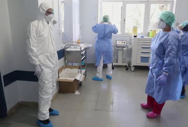 &Kappa;&alpha;&theta;&eta;&gamma;&eta;&tau;ή&sigmaf; &Sigma;&upsilon;&rho;ί&gamma;&omicron;&sigmaf;: &laquo;&Tau;&omicron; &delta;&epsilon;ύ&tau;&epsilon;&rho;&omicron; &kappa;ύ&mu;&alpha; &tau;&eta;&sigmaf; &pi;&alpha;&nu;&delta;&eta;&mu;ί&alpha;&sigmaf; &theta;&alpha; &epsilon;ί&nu;&alpha;&iota; &pi;&iota;&omicron; &sigma;&phi;&omicron;&delta;&rho;ό&raquo;