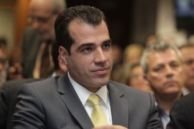 &Pi;&lambda;&epsilon;ύ&rho;&eta;&sigmaf;: "Έ&kappa;&pi;&tau;&omega;&sigma;&eta; &tau;&eta;&sigmaf; &pi;&omicron;&lambda;&iota;&tau;&iota;&kappa;ή&sigmaf; &tau;&eta;&sigmaf; &Nu;&Delta; &eta; &tau;&rho;&omicron;&pi;&omicron;&lambda;&omicron;&gamma;ί&alpha; &gamma;&iota;&alpha; &tau;&omicron;&upsilon;&sigmaf; &mu;&epsilon;&tau;&alpha;&nu;ά&sigma;&tau;&epsilon;&sigmaf; &ndash; &Sigma;&omega;&sigma;&tau;έ&sigmaf; &omicron;&iota; &epsilon;&nu;&sigma;&tau;ά&sigma;&epsilon;&iota;&sigmaf; &Sigma;&alpha;&mu;&alpha;&rho;ά"