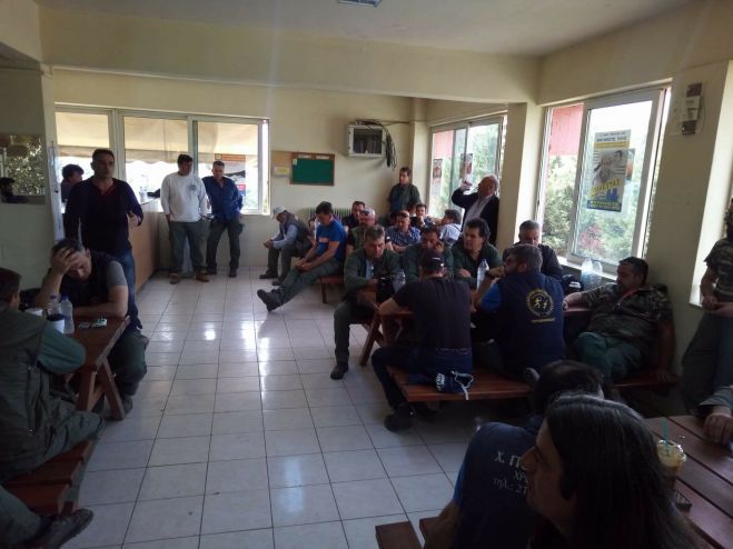 &Xi;&epsilon;&kappa;ί&nu;&eta;&sigma;&alpha;&nu; &omicron;&iota; &sigma;&tau;ά&sigma;&epsilon;&iota;&sigmaf; &epsilon;&rho;&gamma;&alpha;&sigma;ί&alpha;&sigmaf; &sigma;&tau;&eta; &Delta;&Epsilon;&Eta; &Mu;&epsilon;&gamma;&alpha;&lambda;ό&pi;&omicron;&lambda;&eta;&sigmaf; (&epsilon;&iota;&kappa;ό&nu;&epsilon;&sigmaf;)