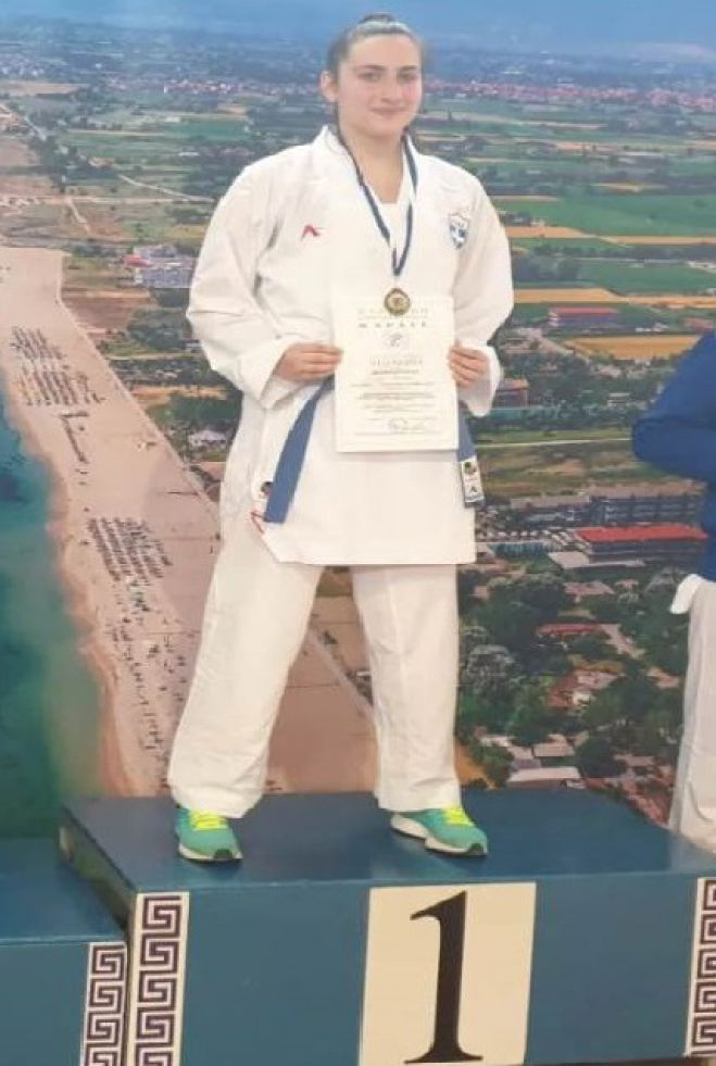 &Chi;&rho;&upsilon;&sigma;ό &mu;&epsilon;&tau;ά&lambda;&lambda;&iota;&omicron; &sigma;&tau;&omicron; &pi;&alpha;&nu;&epsilon;&lambda;&lambda;ή&nu;&iota;&omicron; &pi;&rho;&omega;&tau;ά&theta;&lambda;&eta;&mu;&alpha; &kappa;&alpha;&rho;ά&tau;&epsilon; &eta; &Iota;&omega;ά&nu;&nu;&alpha; &Kappa;&omicron;&nu;&delta;ύ&lambda;&eta; &alpha;&pi;ό &tau;&eta;&nu; &Mu;&epsilon;&gamma;&alpha;&lambda;ό&pi;&omicron;&lambda;&eta;!