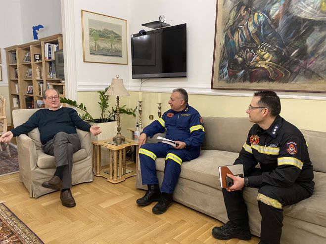 &Sigma;&upsilon;&nu;ά&nu;&tau;&eta;&sigma;&eta; &Nu;ί&kappa;&alpha; &mu;&epsilon; &tau;&omicron;&nu; &nu;έ&omicron; &pi;&epsilon;&rho;&iota;&phi;&epsilon;&rho;&epsilon;&iota;&alpha;&kappa;ό &delta;&iota;&omicron;&iota;&kappa;&eta;&tau;ή &tau;&omega;&nu; &Pi;&upsilon;&rho;&omicron;&sigma;&beta;&epsilon;&sigma;&tau;&iota;&kappa;ώ&nu; &Upsilon;&pi;&eta;&rho;&epsilon;&sigma;&iota;ώ&nu; &Pi;&epsilon;&lambda;&omicron;&pi;&omicron;&nu;&nu;ή&sigma;&omicron;&upsilon;