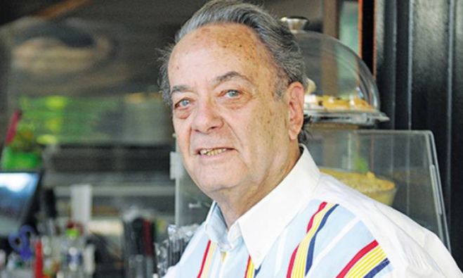 &Pi;έ&theta;&alpha;&nu;&epsilon; &omicron; &eta;&theta;&omicron;&pi;&omicron;&iota;ό&sigmaf; &kappa;&alpha;&iota; &sigma;&kappa;&eta;&nu;&omicron;&theta;έ&tau;&eta;&sigmaf; &Gamma;&iota;ώ&rho;&gamma;&omicron;&sigmaf; &Mu;&epsilon;&sigma;&sigma;ά&lambda;&alpha;&sigmaf;