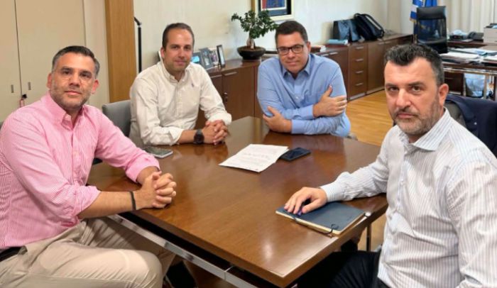 &Sigma;&tau;&eta;&nu; &Pi;&rho;&omicron;&epsilon;&delta;&rho;ί&alpha; &tau;&eta;&sigmaf; &Kappa;&upsilon;&beta;έ&rho;&nu;&eta;&sigma;&eta;&sigmaf; &eta; &Pi;&alpha;&gamma;&gamma;&omicron;&rho;&tau;&upsilon;&nu;&iota;&alpha;&kappa;ή &gamma;&iota;&alpha; &tau;&alpha; &pi;&rho;&omicron;&beta;&lambda;ή&mu;&alpha;&tau;&alpha; &tau;&eta;&sigmaf; &Gamma;&omicron;&rho;&tau;&upsilon;&nu;ί&alpha;&sigmaf;