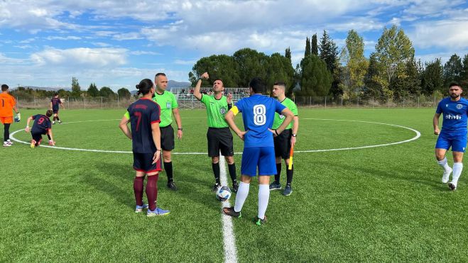 &Tau;&alpha; &phi;&omega;&tau;&omicron;&gamma;&rho;&alpha;&phi;&iota;&kappa;ά "&kappa;&lambda;&iota;&kappa;" &alpha;&pi;ό &tau;&eta; &nu;ί&kappa;&eta; &tau;&eta;&sigmaf; &Delta;&eta;&mu;&eta;&tau;&sigma;ά&nu;&alpha;&sigmaf;!