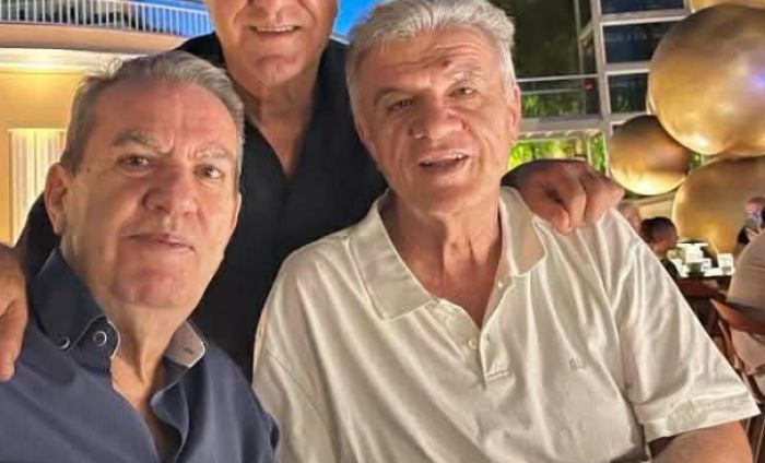 "Έ&phi;&upsilon;&gamma;&epsilon;" &omicron; &tau;. &Pi;&rho;ό&epsilon;&delta;&rho;&omicron;&sigmaf; &tau;&eta;&sigmaf; Έ&nu;&omega;&sigma;&eta;&sigmaf; &Beta;&upsilon;&zeta;&iota;&kappa;&iota;&omega;&tau;ώ&nu;, &Nu;ί&kappa;&omicron;&sigmaf; &Theta;&epsilon;&omicron;&delta;&omega;&rho;&alpha;&kappa;ό&pi;&omicron;&upsilon;&lambda;&omicron;&sigmaf; - "&Eta; &theta;&lambda;ί&psi;&eta; &mu;&alpha;&sigmaf; &epsilon;ί&nu;&alpha;&iota; &tau;&epsilon;&rho;ά&sigma;&tau;&iota;&alpha;" έ&gamma;&rho;&alpha;&psi;&epsilon; &omicron; &alpha;&delta;&epsilon;&lambda;&phi;ό&sigmaf; &tau;&omicron;&upsilon;, &Gamma;&iota;ά&nu;&nu;&eta;&sigmaf; &Theta;&epsilon;&omicron;&delta;&omega;&rho;&alpha;&kappa;ό&pi;&omicron;&upsilon;&lambda;&omicron;&sigmaf;