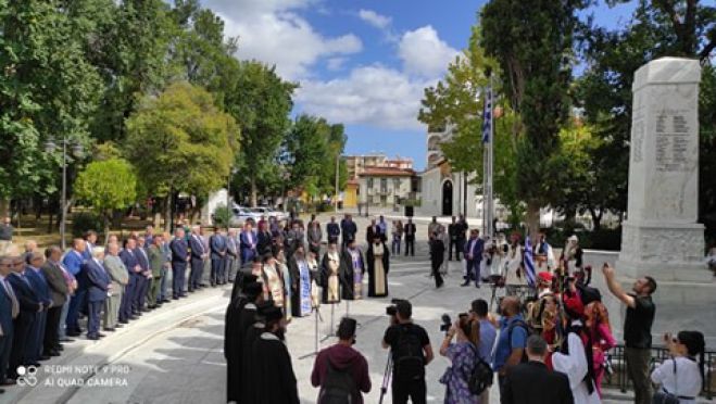 &Phi;&omega;&tau;&omicron;&gamma;&rho;&alpha;&phi;&iota;&kappa;ά "&kappa;&lambda;&iota;&kappa;" &alpha;&pi;ό &tau;&iota;&sigmaf; &epsilon;&kappa;&delta;&eta;&lambda;ώ&sigma;&epsilon;&iota;&sigmaf; &tau;&eta;&sigmaf; Ά&lambda;&omega;&sigma;&eta;&sigmaf; &sigma;&epsilon; &Tau;&rho;ί&pi;&omicron;&lambda;&eta; &kappa;&alpha;&iota; &Lambda;&iota;&mu;&pi;&omicron;&beta;ί&sigma;&iota; (&epsilon;&iota;&kappa;ό&nu;&epsilon;&sigmaf;)
