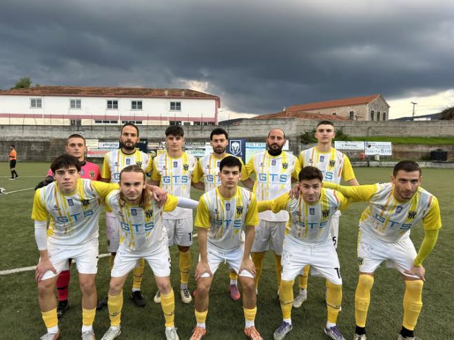 &Mu;&epsilon; έ&xi;&iota; &delta;&iota;&alpha;&phi;&omicron;&rho;&epsilon;&tau;&iota;&kappa;&omicron;ύ&sigmaf; &sigma;&kappa;ό&rho;&epsilon;&rho; &kappa;έ&rho;&delta;&iota;&sigma;&epsilon; &omicron; &Pi;&alpha;&nu;&theta;&upsilon;&rho;&epsilon;&alpha;&tau;&iota;&kappa;ό&sigmaf;!