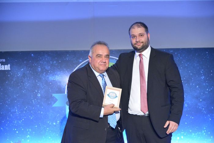 Σμυρνιώτης: "Άλλοι έκαναν το έργο και άλλοι ... τρέχουν να παραλάβουν τα βραβεία"