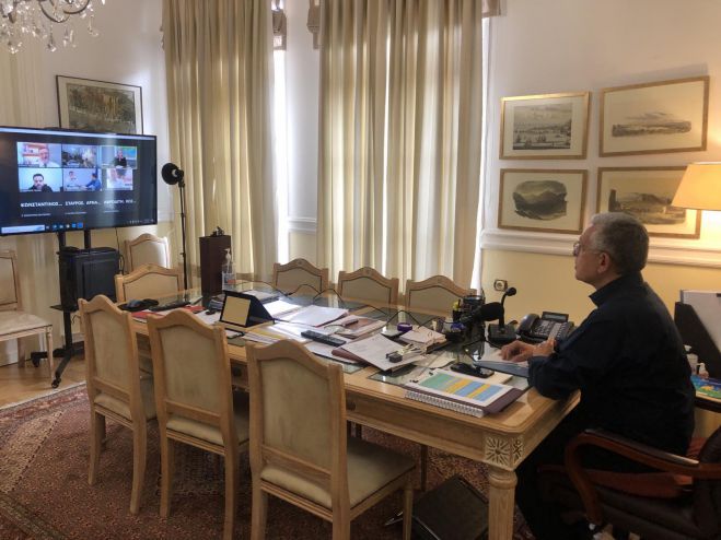 &Lambda;&alpha;&mu;&pi;&rho;ό&pi;&omicron;&upsilon;&lambda;&omicron;&sigmaf;: &laquo;&Eta; &Pi;&epsilon;&lambda;&omicron;&pi;ό&nu;&nu;&eta;&sigma;&omicron;&sigmaf; &epsilon;ί&nu;&alpha;&iota; έ&nu;&alpha;&sigmaf; &delta;&iota;&alpha;&rho;&kappa;ώ&sigmaf; &alpha;&nu;&alpha;&pi;&tau;&upsilon;&sigma;&sigma;ό&mu;&epsilon;&nu;&omicron;&sigmaf; &tau;&omicron;&upsilon;&rho;&iota;&sigma;&tau;&iota;&kappa;ό&sigmaf; &pi;&rho;&omicron;&omicron;&rho;&iota;&sigma;&mu;ό&sigmaf;&raquo;