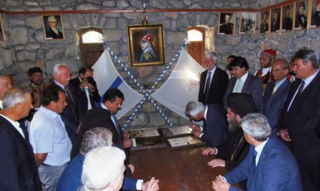 &Sigma;&mu;&upsilon;&rho;&nu;&iota;ώ&tau;&eta;&sigmaf; &gamma;&iota;&alpha; &tau;&eta;&nu; Ά&lambda;&omega;&sigma;&eta;: "T&omicron; ό&pi;&omicron;&iota;&omicron; &kappa;ό&sigma;&tau;&omicron;&sigmaf; &tau;&omega;&nu; &epsilon;&kappa;&delta;&eta;&lambda;ώ&sigma;&epsilon;&omega;&nu; &pi;&rho;έ&pi;&epsilon;&iota; &nu;&alpha; &alpha;&phi;ή&nu;&epsilon;&iota; &alpha;&nu;&tau;ί&sigma;&tau;&omicron;&iota;&chi;&omicron; &alpha;&pi;&omicron;&tau;ύ&pi;&omega;&mu;&alpha; &sigma;&tau;&eta; &zeta;&omega;ή &kappa;&alpha;&iota; &tau;&eta; &theta;έ&sigma;&eta; &tau;&eta;&sigmaf; &Tau;&rho;ί&pi;&omicron;&lambda;&eta;&sigmaf;"