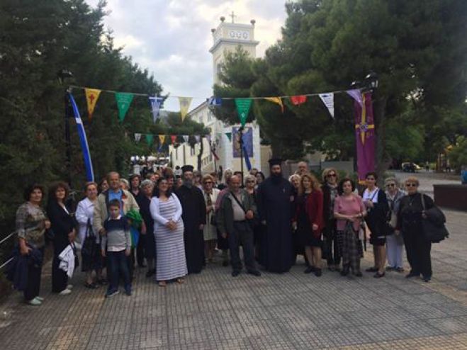 Εκδρομή από την Τρίπολη στην Αθήνα για προσκυνήσουν τα λείψανα της Αγίας Ελένης (εικόνες)