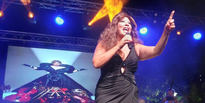 &Alpha;&pi;έ&lambda;&alpha;&sigma;&eta; &tau;&eta;&sigmaf; &Iota;&sigma;ί&nu; &Kappa;&alpha;&rho;&alpha;&tau;&zeta;ά &alpha;&pi;ό &tau;&eta;&nu; &Epsilon;&lambda;&lambda;ά&delta;&alpha; &gamma;&iota;&alpha; &tau;&eta;&nu; &pi;&rho;ό&kappa;&lambda;&eta;&sigma;&eta; &nu;&alpha; &tau;&rho;&alpha;&gamma;&omicron;&upsilon;&delta;ή&sigma;&epsilon;&iota; &tau;&eta;&nu; &Kappa;&omicron;&mu;&omicron;&tau;&eta;&nu;ή ύ&mu;&nu;&omicron; &upsilon;&pi;έ&rho; &tau;&eta;&sigmaf; &Mu;&iota;&kappa;&rho;&alpha;&sigma;&iota;&alpha;&tau;&iota;&kappa;ή&sigmaf; &Kappa;&alpha;&tau;&alpha;&sigma;&tau;&rho;&omicron;&phi;ή&sigmaf;!