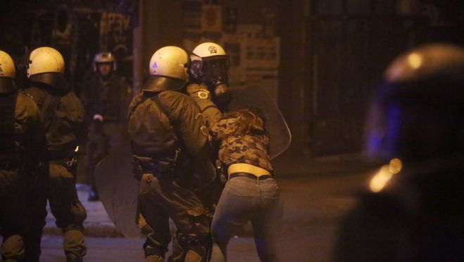 Επερώτηση βουλευτών του ΣΥΡΙΖΑ συνυπογράφει ο Παπαηλιού για τα φαινόμενα αστυνομικής βίας