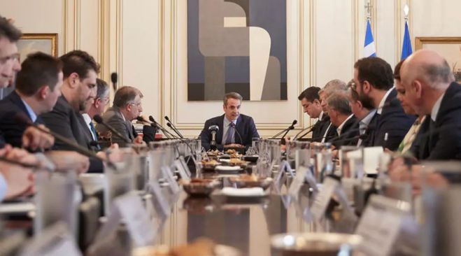 &Mu;&epsilon; &tau;&omicron;&nu; &Mu;&eta;&tau;&sigma;&omicron;&tau;ά&kappa;&eta; &theta;&alpha; &sigma;&upsilon;&nu;&alpha;&nu;&tau;&eta;&theta;&epsilon;ί &omicron; &Pi;&epsilon;&rho;&iota;&phi;&epsilon;&rho;&epsilon;&iota;ά&rho;&chi;&eta;&sigmaf; &Pi;&epsilon;&lambda;&omicron;&pi;&omicron;&nu;&nu;ή&sigma;&omicron;&upsilon;