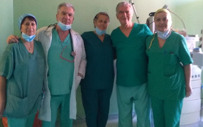 &Eta; &pi;&alpha;&lambda;&iota;ά &kappa;&alpha;&lambda;ή &phi;&omicron;&upsilon;&rho;&nu;&iota;ά &tau;&omicron;&upsilon; &Pi;&alpha;&nu;&alpha;&rho;&kappa;&alpha;&delta;&iota;&kappa;&omicron;ύ "&delta;έ&nu;&epsilon;&tau;&alpha;&iota;" &mu;&epsilon; &tau;&omicron;&upsilon;&sigmaf; &nu;έ&omicron;&upsilon;&sigmaf; &nu;&omicron;&sigma;&eta;&lambda;&epsilon;&upsilon;&tau;έ&sigmaf; &kappa;&alpha;&iota; &nu;&omicron;&sigma;&eta;&lambda;&epsilon;ύ&tau;&rho;&iota;&epsilon;&sigmaf;!