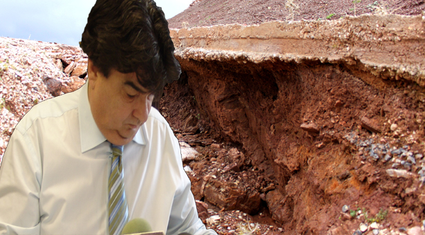 «Για εμάς ο δρόμος “Τριπόταμα – Παραλογγοί” θεωρείται κλειστός. Δεν υπάρχει. Όποιος περνά, το κάνει με δική του ευθύνη»! (vd)