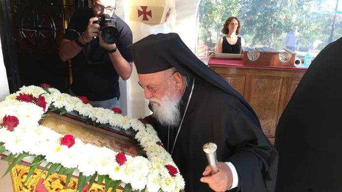 &Delta;&epsilon;&nu; &theta;&alpha; &gamma;&iota;&omicron;&rho;&tau;ά&sigma;&epsilon;&iota; &tau;&alpha; &omicron;&nu;&omicron;&mu;&alpha;&sigma;&tau;ή&rho;&iota;ά &tau;&omicron;&upsilon; &omicron; &Mu;&eta;&tau;&rho;&omicron;&pi;&omicron;&lambda;ί&tau;&eta;&sigmaf; &Alpha;&lambda;έ&xi;&alpha;&nu;&delta;&rho;&omicron;&sigmaf; - &Omicron;&iota; &lambda;ό&gamma;&omicron;&iota; &alpha;&phi;&omicron;&rho;&omicron;ύ&nu; &tau;&iota;&sigmaf; &sigma;&upsilon;&nu;&theta;ή&kappa;&epsilon;&sigmaf; &pi;&omicron;&upsilon; &epsilon;&pi;&iota;&kappa;&rho;&alpha;&tau;&omicron;ύ&nu; &lambda;ό&gamma;&omega; covid &kappa;&alpha;&iota; &pi;&upsilon;&rho;&kappa;&alpha;&gamma;&iota;ώ&nu;