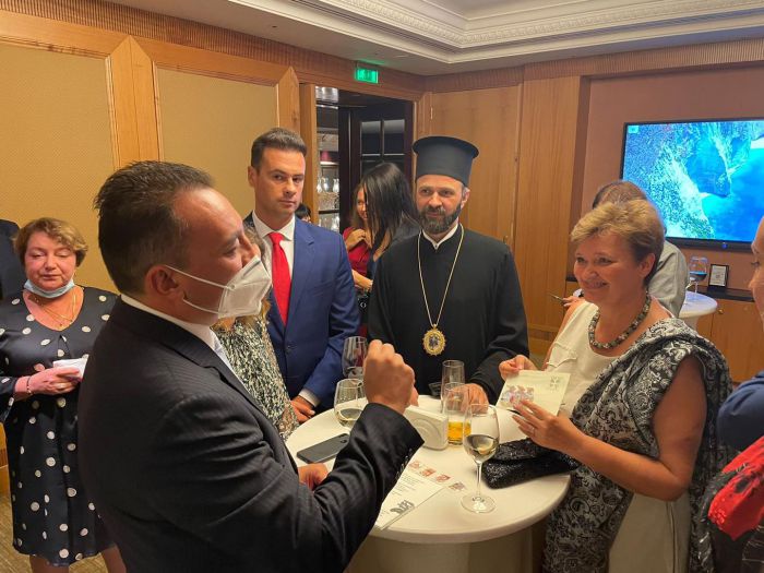 &Epsilon;&pi;ί&sigma;&kappa;&epsilon;&psi;&eta; &tau;&omicron;&upsilon; &Upsilon;&phi;&upsilon;&pi;&omicron;&upsilon;&rho;&gamma;&omicron;ύ &Epsilon;&xi;&omega;&tau;&epsilon;&rho;&iota;&kappa;ώ&nu; &Kappa;&omega;&nu;&sigma;&tau;&alpha;&nu;&tau;ί&nu;&omicron;&upsilon; &Beta;&lambda;ά&sigma;&eta; &sigma;&tau;&eta;&nu; &Omicron;&upsilon;&kappa;&rho;&alpha;&nu;ί&alpha;