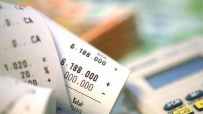 Πάτρα | Χαστούκισαν εφοριακό που επιχείρησε να τους ελέγξει!