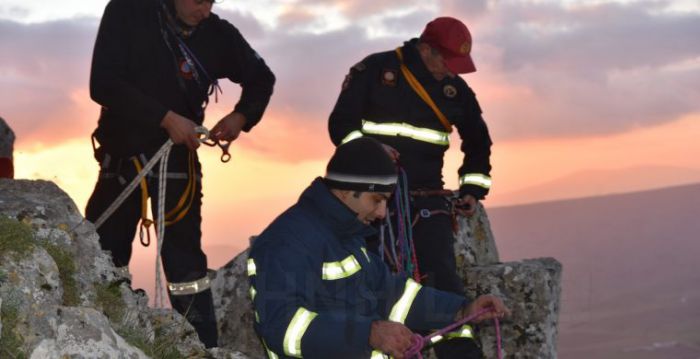 &Delta;&omicron;&mu;ή &Epsilon;&Mu;&Alpha;&Kappa; &sigma;&tau;&eta;&nu; &Alpha;&rho;&kappa;&alpha;&delta;ί&alpha; &zeta;&eta;&tau;ά &omicron; &beta;&omicron;&upsilon;&lambda;&epsilon;&upsilon;&tau;ή&sigmaf; &Pi;&alpha;&pi;&alpha;&eta;&lambda;&iota;&omicron;ύ