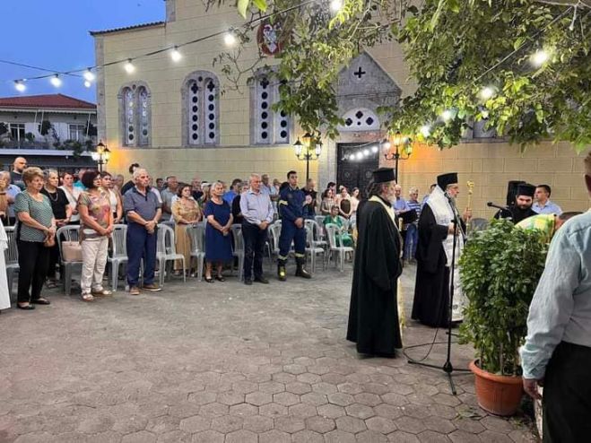 &Pi;&alpha;&pi;&alpha;&eta;&lambda;&iota;&omicron;ύ: "&Eta; &beta;ί&alpha; &kappa;&alpha;&iota; &omicron;&iota; &theta;&eta;&rho;&iota;&omega;&delta;ί&epsilon;&sigmaf; &tau;&omicron;&upsilon;, ό&pi;&omega;&sigmaf; &alpha;&pi;&omicron;&tau;&upsilon;&pi;ώ&nu;&omicron;&nu;&tau;&alpha;&iota; &kappa;&alpha;&iota; &sigma;&tau;&omicron; &laquo;&Omicron;&lambda;&omicron;&kappa;&alpha;ύ&tau;&omega;&mu;&alpha;&raquo; &tau;&eta;&sigmaf; &Delta;ό&xi;&alpha;&sigmaf;, &alpha;&pi;&omicron;&tau;&epsilon;&lambda;&omicron;ύ&nu; &epsilon;&gamma;&gamma;&epsilon;&nu;ή &sigma;&tau;&omicron;&iota;&chi;&epsilon;ί&alpha; &tau;&omicron;&upsilon;"