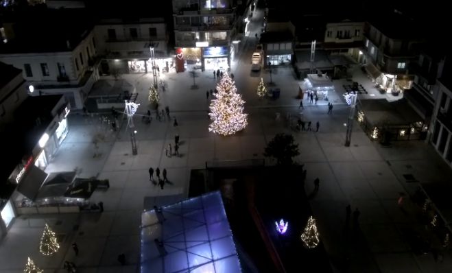 &Tau;&rho;ί&pi;&omicron;&lambda;&eta; ... &sigma;&alpha;&nu; &pi;&alpha;&rho;&alpha;&mu;ύ&theta;&iota; | &Pi;&epsilon;&tau;ώ&nu;&tau;&alpha;&sigmaf; &mu;&epsilon; drone &pi;ά&nu;&omega; &alpha;&pi;ό &tau;&eta; &Chi;&rho;&iota;&sigma;&tau;&omicron;&upsilon;&gamma;&epsilon;&nu;&nu;&iota;ά&tau;&iota;&kappa;&eta; &pi;ό&lambda;&eta;! (vd)