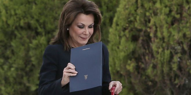 &Delta;&epsilon;&nu; έ&rho;&chi;&epsilon;&tau;&alpha;&iota; &sigma;&tau;&eta;&nu; &Tau;&rho;ί&pi;&omicron;&lambda;&eta; &eta; &Gamma;&iota;ά&nu;&nu;&alpha; &Alpha;&gamma;&gamma;&epsilon;&lambda;&omicron;&pi;&omicron;ύ&lambda;&omicron;&upsilon;!