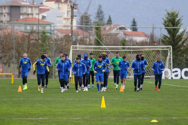 &Chi;&omega;&rho;ί&sigmaf; &tau;έ&sigma;&sigma;&epsilon;&rho;&iota;&sigmaf; &pi;&alpha;ί&chi;&tau;&epsilon;&sigmaf; &omicron; &Alpha;&sigma;&tau;έ&rho;&alpha;&sigmaf; &alpha;&pi;έ&nu;&alpha;&nu;&tau;&iota; &sigma;&tau;&omicron;&nu; &Omicron;&lambda;&upsilon;&mu;&pi;&iota;&alpha;&kappa;ό!