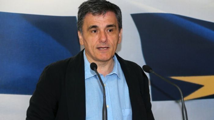 Μόνιμες μειώσεις φόρων από το 2019 υπόσχεται ο Τσακαλώτος!