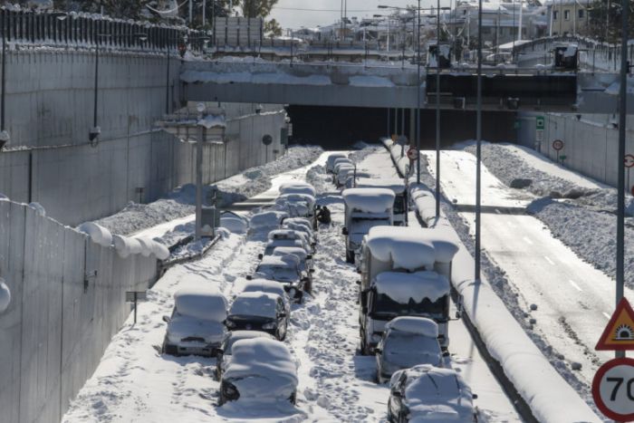 Αττική Οδός | Δεύτερη ομαδική αγωγή εγκλωβισμένων – Ζητούν 144.000 ευρώ