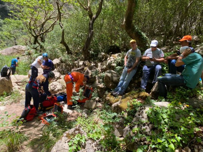 &Omicron;&rho;&epsilon;&iota;&beta;&alpha;&tau;&iota;&kappa;ή &omicron;&mu;ά&delta;&alpha; &epsilon;&xi;&epsilon;&rho;&epsilon;ύ&nu;&eta;&sigma;&epsilon; &tau;&iota;&sigmaf; &sigma;&pi;&eta;&lambda;&iota;έ&sigmaf; &sigma;&tau;&omicron; &phi;&alpha;&rho;ά&gamma;&gamma;&iota; &tau;&omicron;&upsilon; &Lambda;ά&delta;&omega;&nu;&alpha; (&epsilon;&iota;&kappa;ό&nu;&epsilon;&sigmaf;)