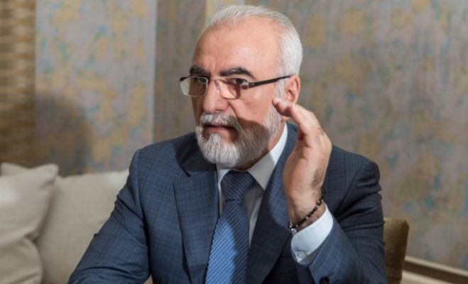 &Sigma;&tau;&alpha; &chi;έ&rho;&iota;&alpha; &tau;&omicron;&upsilon; &Iota;&beta;ά&nu; &Sigma;&alpha;&beta;&beta;ί&delta;&eta; έ&tau;&omicron;&iota;&mu;&omicron; &nu;&alpha; &pi;&epsilon;&rho;ά&sigma;&epsilon;&iota; &tau;&omicron; &kappa;&alpha;&nu;ά&lambda;&iota; &laquo;&Epsilon;&raquo;!