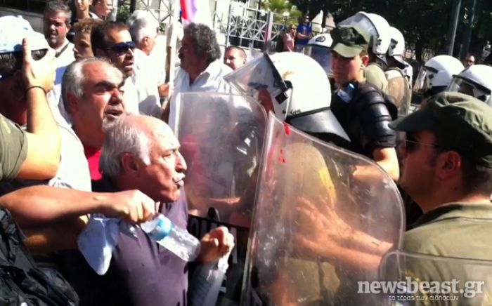 Παντελής έλλειψη προτάσεων διάσωσης του Ασφαλιστικού απ' όλα τα κόμματα της Αντιπολίτευσης!
