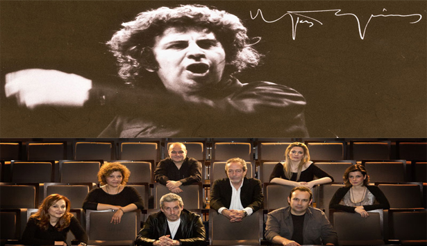 &Mu;έ&lambda;&eta; &tau;&omicron;&upsilon; &Kappa;&Alpha;&Pi;&Eta; &theta;&alpha; &delta;&omicron;&upsilon;&nu; &alpha;&pi;ό &kappa;&omicron;&nu;&tau;ά &tau;&eta;&nu; &pi;&alpha;&rho;ά&sigma;&tau;&alpha;&sigma;&eta; &gamma;&iota;&alpha; &tau;&omicron;&nu; &Mu;ί&kappa;&eta; &Theta;&epsilon;&omicron;&delta;&omega;&rho;ά&kappa;&eta;!