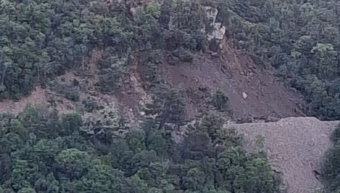 &Kappa;&lambda;&epsilon;&iota;&sigma;&tau;ό&sigmaf; &omicron; &delta;&rho;ό&mu;&omicron;&sigmaf; &xi;&alpha;&nu;ά &sigma;&tau;&alpha; &Lambda;&alpha;&gamma;&kappa;ά&delta;&iota;&alpha; - Έ&gamma;&iota;&nu;&epsilon; &nu;έ&alpha; &kappa;&alpha;&tau;&omicron;&lambda;ί&sigma;&theta;&eta;&sigma;&eta; (vd)