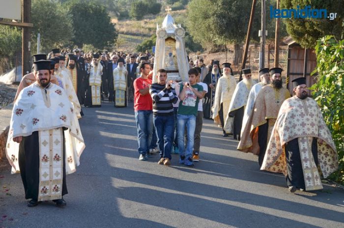 Υποδοχή της Εικόνας της Παναγίας Έλωνας στο Λεωνίδιο (εικόνες - βίντεο)