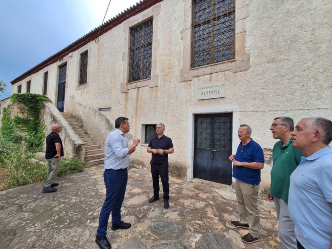 &Sigma;&tau;&eta; &Beta;ό&rho;&epsilon;&iota;&alpha; &Kappa;&upsilon;&nu;&omicron;&upsilon;&rho;ί&alpha; &omicron; &Pi;&epsilon;&rho;&iota;&phi;&epsilon;&rho;&epsilon;&iota;ά&rho;&chi;&eta;&sigmaf; | &Omicron;&iota; &epsilon;&xi;&epsilon;&lambda;ί&xi;&epsilon;&iota;&sigmaf; &gamma;&iota;&alpha; &tau;&omicron; &Alpha;&rho;&chi;&alpha;&iota;&omicron;&lambda;&omicron;&gamma;&iota;&kappa;ό &Mu;&omicron;&upsilon;&sigma;&epsilon;ί&omicron; Ά&sigma;&tau;&rho;&omicron;&upsilon;&sigmaf;, &tau;&eta;&nu; &pi;&alpha;&rho;ά&kappa;&alpha;&mu;&psi;&eta; Ά&sigma;&tau;&rho;&omicron;&upsilon;&sigmaf; &kappa;&alpha;&iota; &tau;&alpha; έ&rho;&gamma;&alpha; &sigma;&tau;&omicron; &gamma;ή&pi;&epsilon;&delta;&omicron; &Mu;&epsilon;&lambda;&iota;&gamma;&omicron;ύ&sigmaf;