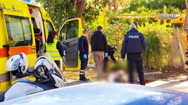 &Alpha;&upsilon;&tau;&omicron;&kappa;&tau;&omicron;&nu;ί&alpha; &eta;&lambda;&iota;&kappa;&iota;&omega;&mu;έ&nu;&omicron;&upsilon; ά&nu;&delta;&rho;&alpha; &mu;&epsilon; &kappa;&alpha;&rho;&alpha;&mu;&pi;ί&nu;&alpha; &sigma;&tau;&omicron; &Nu;&alpha;ύ&pi;&lambda;&iota;&omicron;